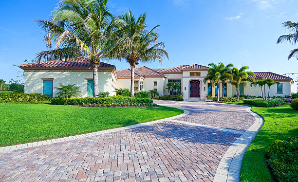 Best Driveway Paving Contractor  in Niagara Falls, NY